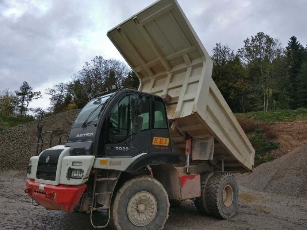 Dumper  Astra 28 Tonnes de charge